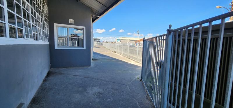 To Let commercial Property for Rent in Beaconvale Western Cape